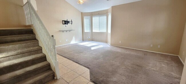 17440 W Caribbean Ln Surprise, AZ 85388 photo 3