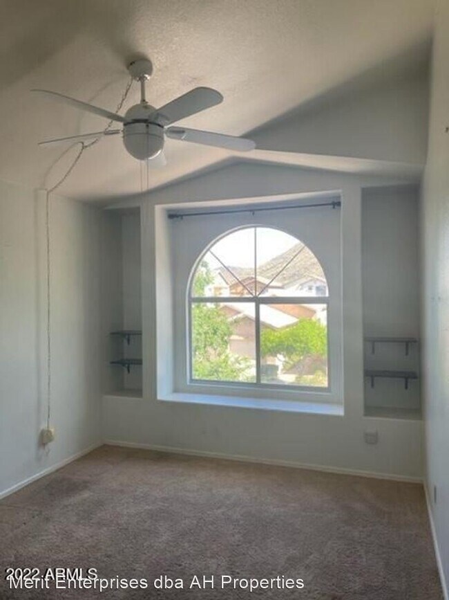 4911 W Wahalla Ln Glendale, AZ 85308 photo 5