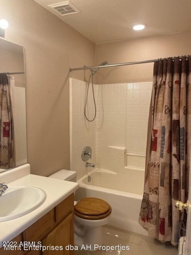 4911 W Wahalla Ln Glendale, AZ 85308 photo 3