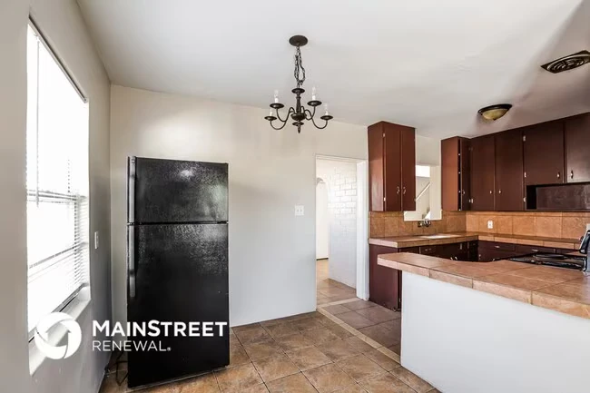 3434 E Polk St Phoenix, AZ 85008 photo 5