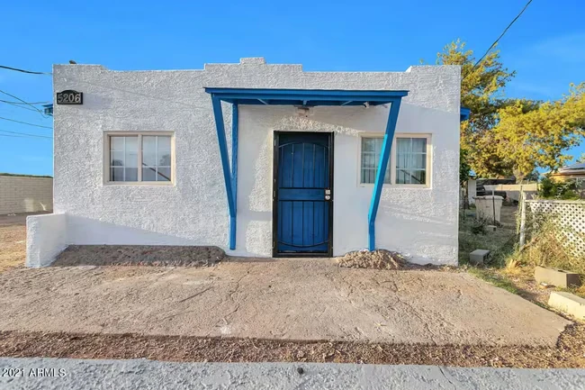 5206 W Ocotillo Rd unit A photo 4