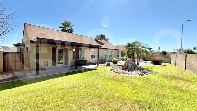 601 S Kenwood Ln Chandler, AZ 85226 photo 2