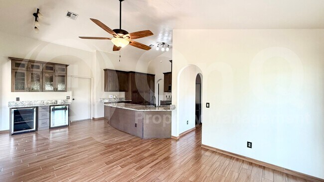 601 S Kenwood Ln Chandler, AZ 85226 photo 5
