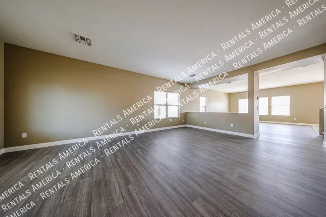 1356 E Clifton Ave Gilbert, AZ 85295 photo 4