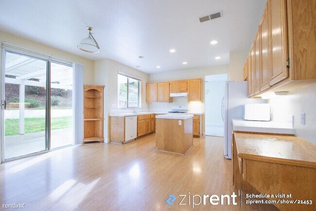 28216 Tierra Vista Rd Temecula, CA 92592 photo 3