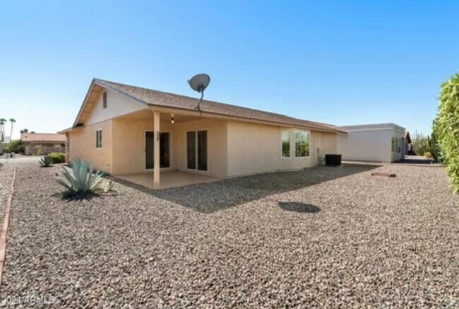 1032 Leisure World Mesa, AZ 85206 photo 3