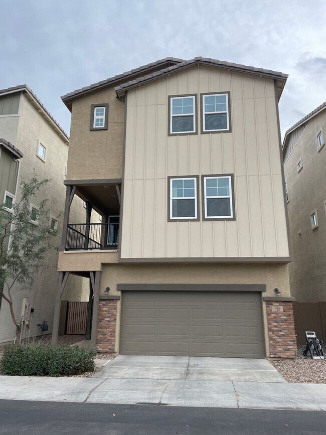 703 W Browning Pl Chandler, AZ 85225 photo 2