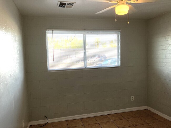 4022 E Portland St Phoenix, AZ 85008 photo 5