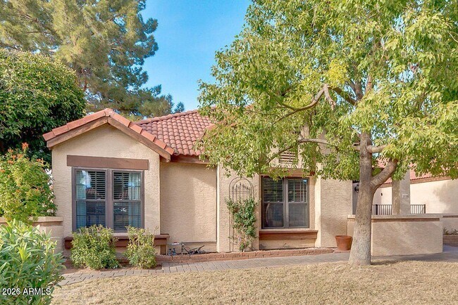 1830 E Citation Ln Tempe, AZ 85284 photo 2