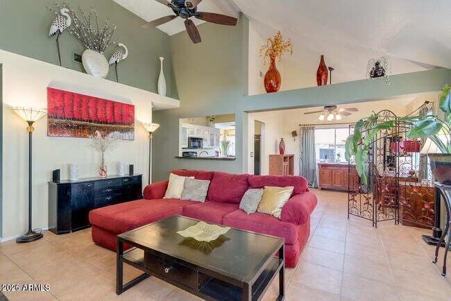 1830 E Citation Ln Tempe, AZ 85284 photo 3