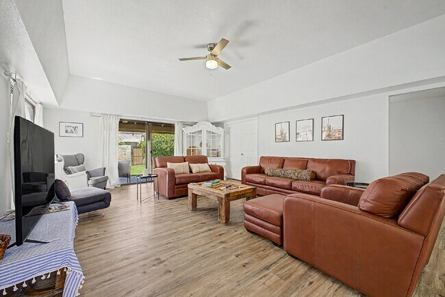 4525 N 66th St Scottsdale, AZ 85251 photo 4