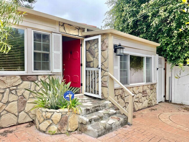 3275 Ibis St San Diego, CA 92103