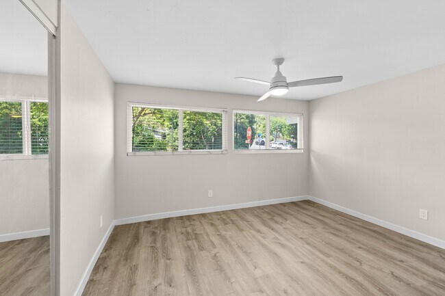 4902 54th St San Diego, CA 92115 photo 5