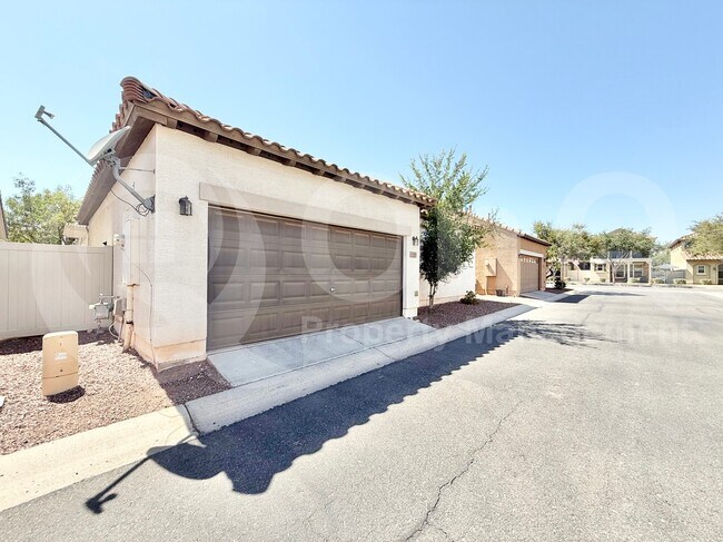 1144 S Osborn Ln Gilbert, AZ 85296 photo 4