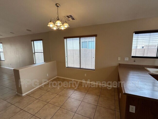 10152 W Veliana Way Tolleson, AZ 85353 photo 3