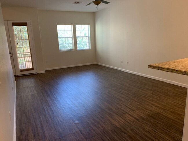 124 N California St Chandler, AZ 85225 photo 4