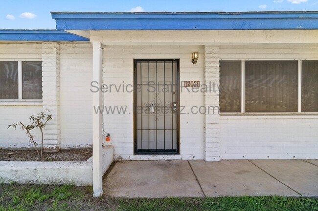 18063 N Villa Rita Dr Phoenix, AZ 85032 photo 3