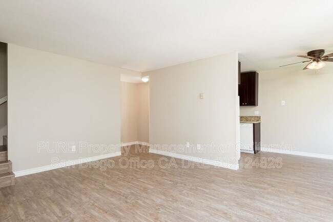 3550 Ruffin Rd San Diego, CA 92123 photo 2