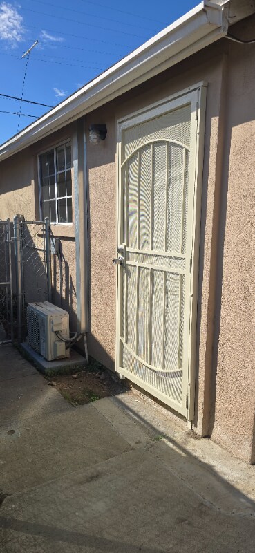 3873 Superba St San Diego, CA 92113