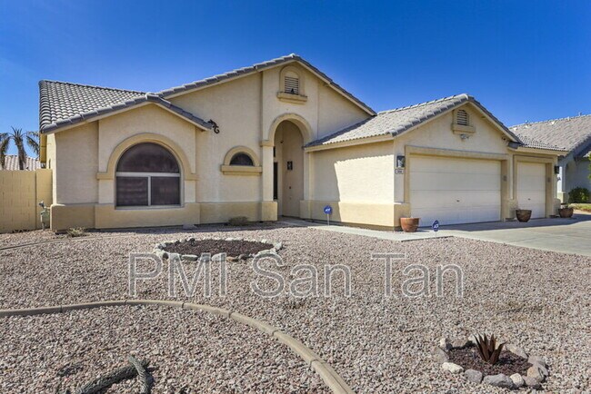 566 N Calle Largo Mesa, AZ 85207 photo 2