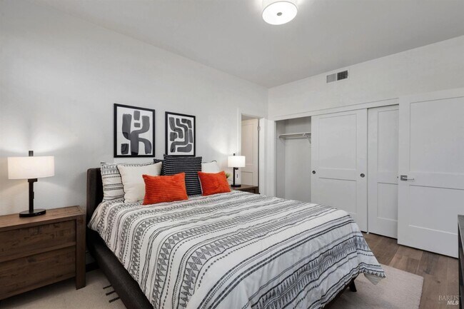 1134 Comiskey Wy Santa Rosa, CA 95407 photo 4