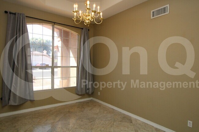 1350 W Stacey Ln Tempe, AZ 85284 photo 5