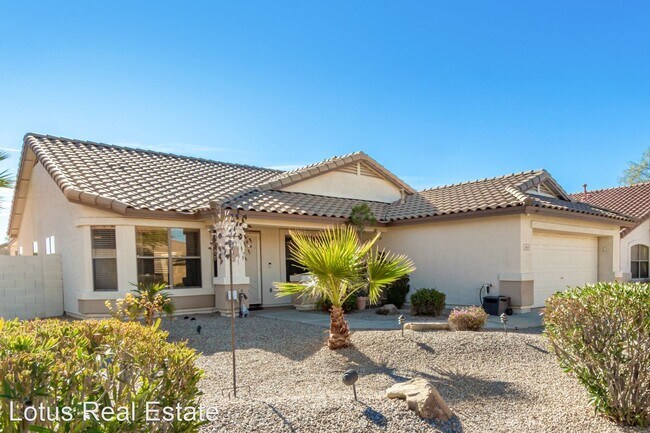 3401 W Williams Dr Phoenix, AZ 85027 photo 2