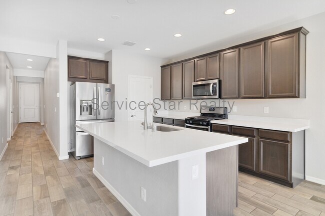8828 S 167th Ln Goodyear, AZ 85338 photo 4