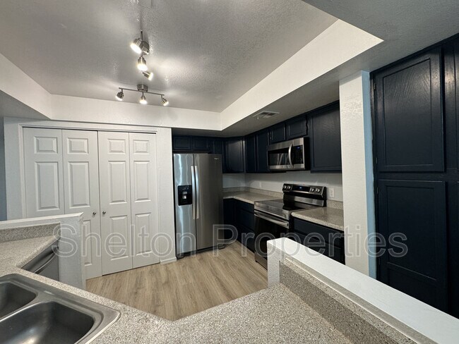 1331 W Baseline Rd Mesa, AZ 85202 photo 2