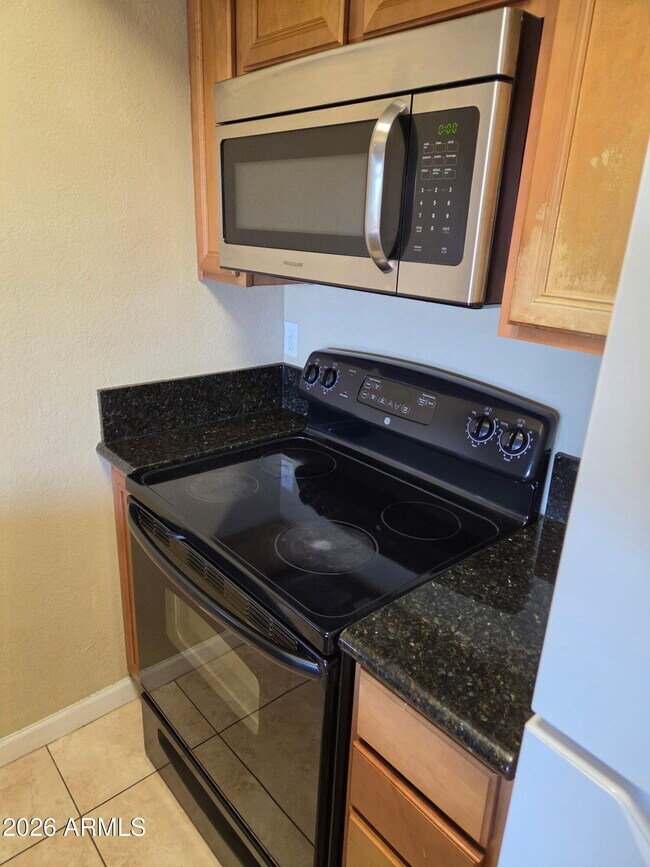 1241 N 48th St Phoenix, AZ 85008 photo 4