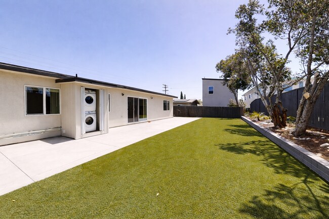 6457 Richard St San Diego, CA 92115