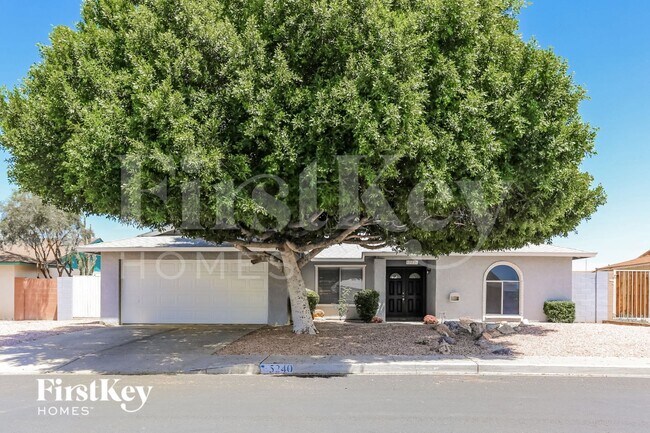 5240 W Desert Cove Ave Glendale, AZ 85304