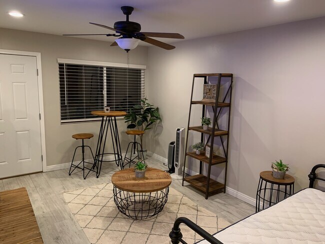 619 Stork St San Diego, CA 92114