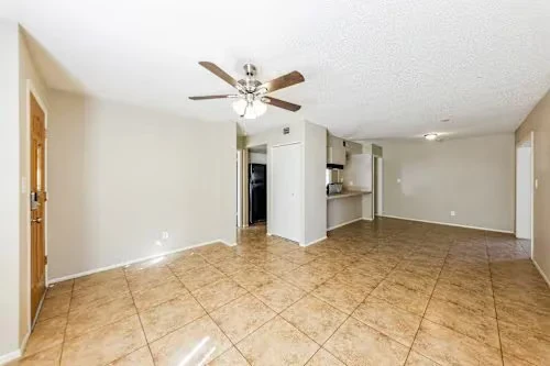 6937 W Haven Ave Phoenix, AZ 85035 photo 2