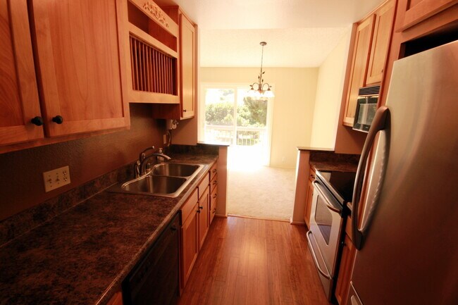 4075 Rosenda Ct San Diego, CA 92122 photo 5