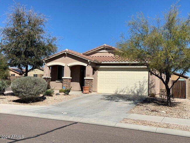 17748 W Desert Bloom St Goodyear, AZ 85338 photo 2