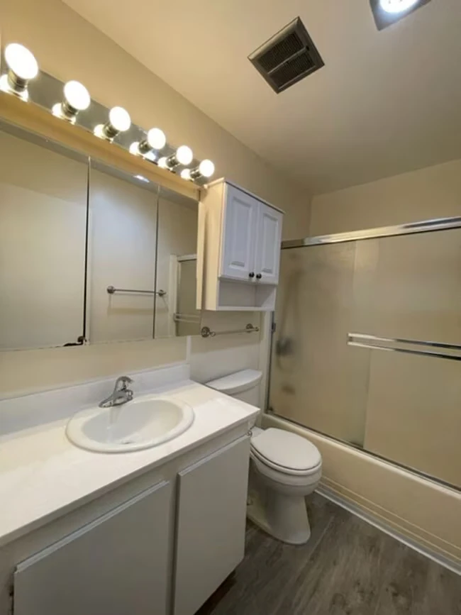 5700 Baltimore Dr La Mesa, CA 91942 photo 5