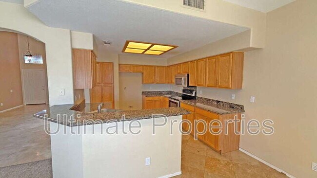 8372 W Melinda Ln Peoria, AZ 85382 photo 3