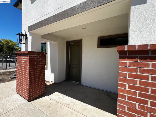 218 Church St Livermore, CA 94550 photo 2