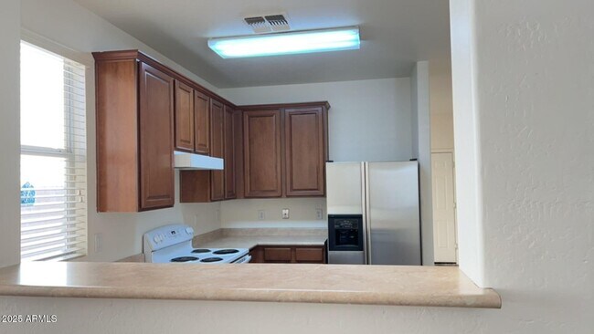 10018 West Winslow Avenue, Tolleson, AZ 85353 photo 5