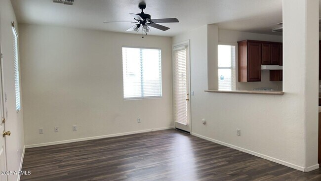 10018 West Winslow Avenue, Tolleson, AZ 85353 photo 4
