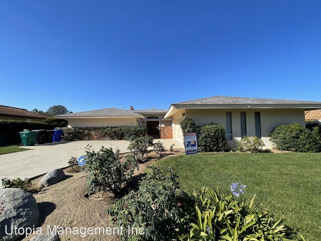 17784 Via Gracia San Diego, CA 92128