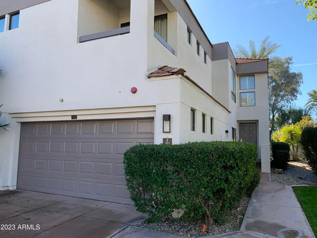 7222 E Gainey Ranch Rd Scottsdale, AZ 85258 photo 2