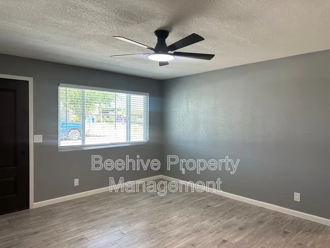 1311 W 4th St Tempe, AZ 85281 photo 3