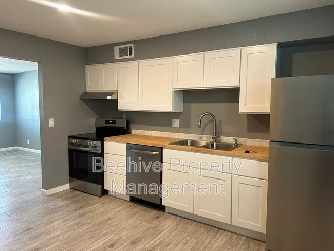 1311 W 4th St Tempe, AZ 85281 photo 5