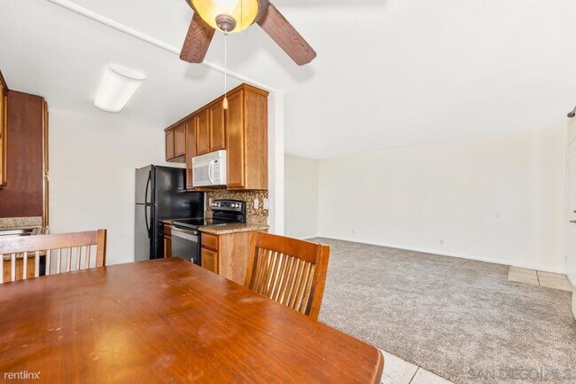 1240 N Broadway Escondido, CA 92026 photo 5
