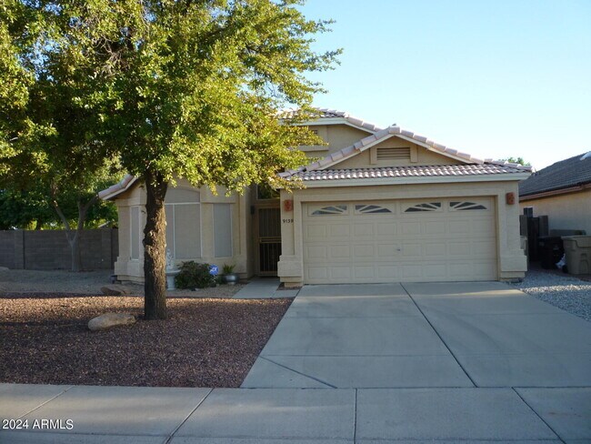 9139 W Canyon Dr Peoria, AZ 85382