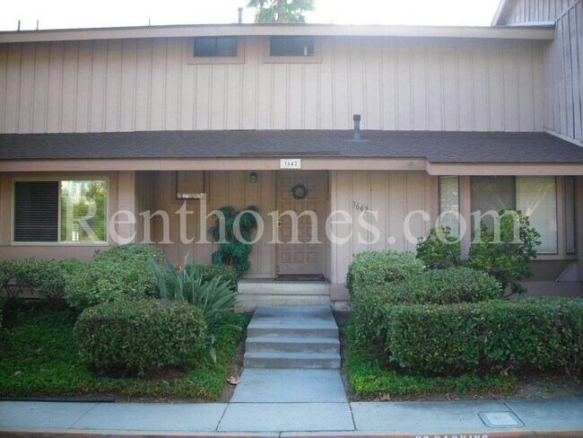 3642 Harvard Dr photo 2