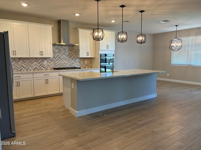 15775 W Honeysuckle Dr Surprise, AZ 85387 photo 3