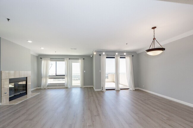 2br/2.5ba Townhouse With Bay Views + 3 Decks | 2-car Garage | San Carlos | Youtube Tour photo 5